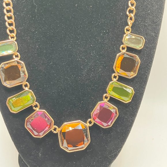 NRO Gold-Tone Multicolored Glass Squared Necklace! - Picture 5 of 10